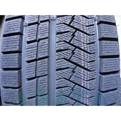 Triangle PL02 235/35 R19 91W XL